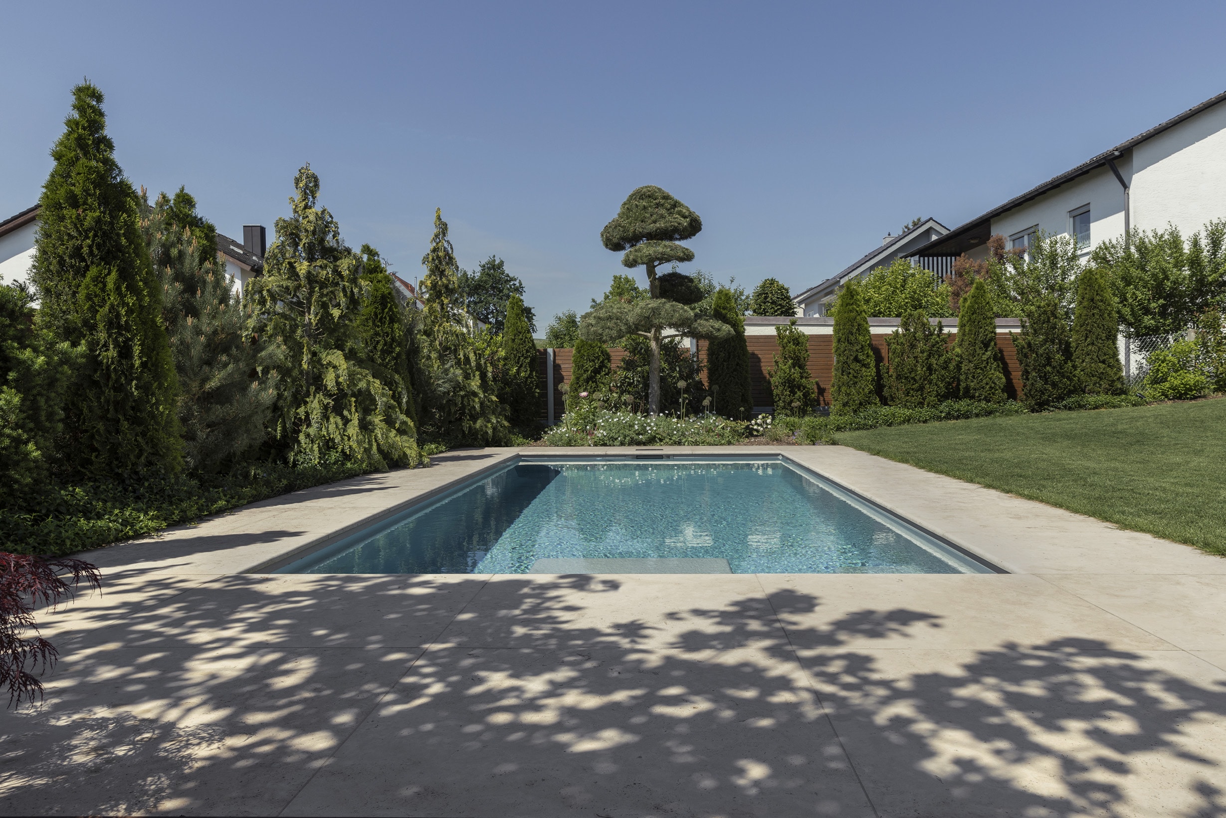 Poolumrandung und Terrassenplatten Travertin Tuscany Beige 